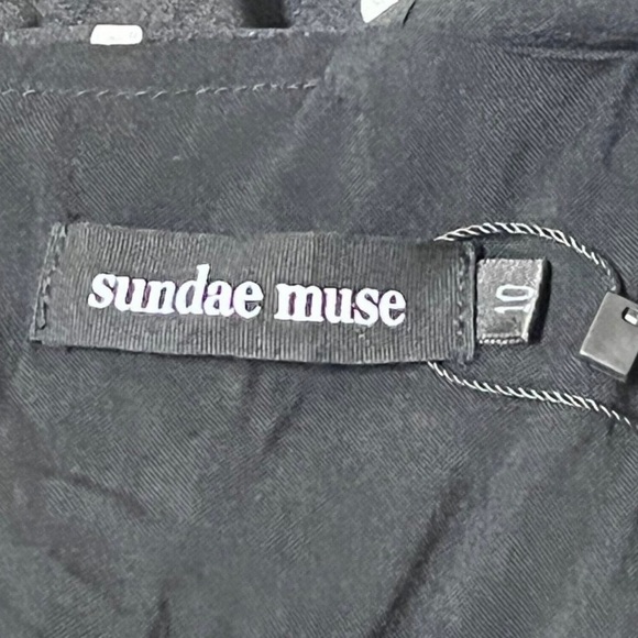 Black White Polka Dot Mini Sundress Women's Size 10 Ruffles Tie Up Back Summer - Picture 7 of 8